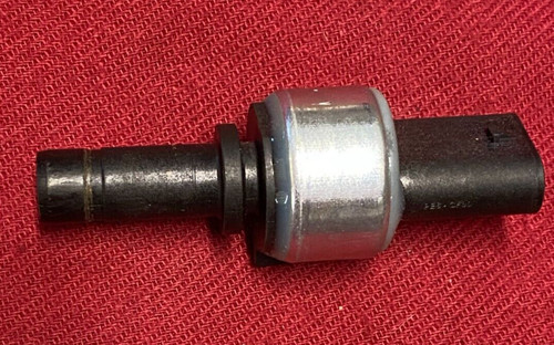 NAVISTAR  AIR BRAKE Pressure Switch- SENSOR  4192764C-3323B   OFF 2025 INT LT625