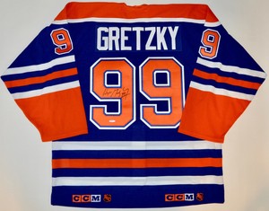 wayne gretzky jersey number