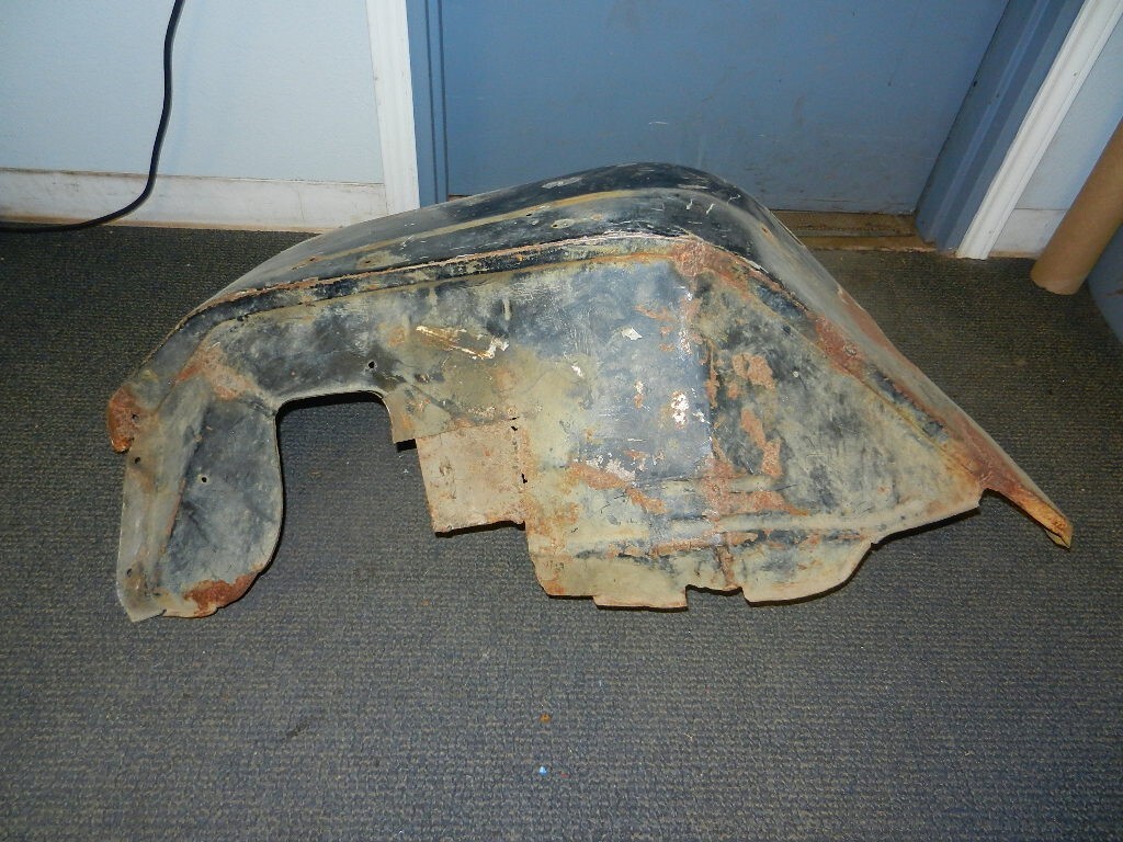 家具 FENDER 
60th Anniversary Barstool Fender 53801-60F20 | Toyota Parts Express