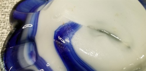 Art Glass FLOWER Shape ASHTRAY Trinket DISH Blue White 8 ½” Diameter Thick Heavy - Picture 9 of 11
