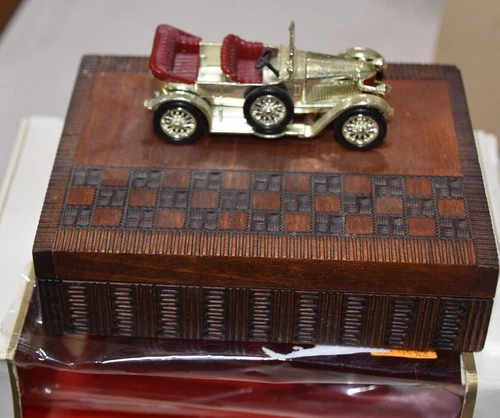 MATCHBOX VETERANS CHOICE MERCEDES ON WOODEN PLAYING CARD HOLDER BOX BY LESNEY