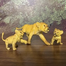 ELC Early Learning Centre AAA Vintage Lion Lioness Figures and Cub Set Wildlife