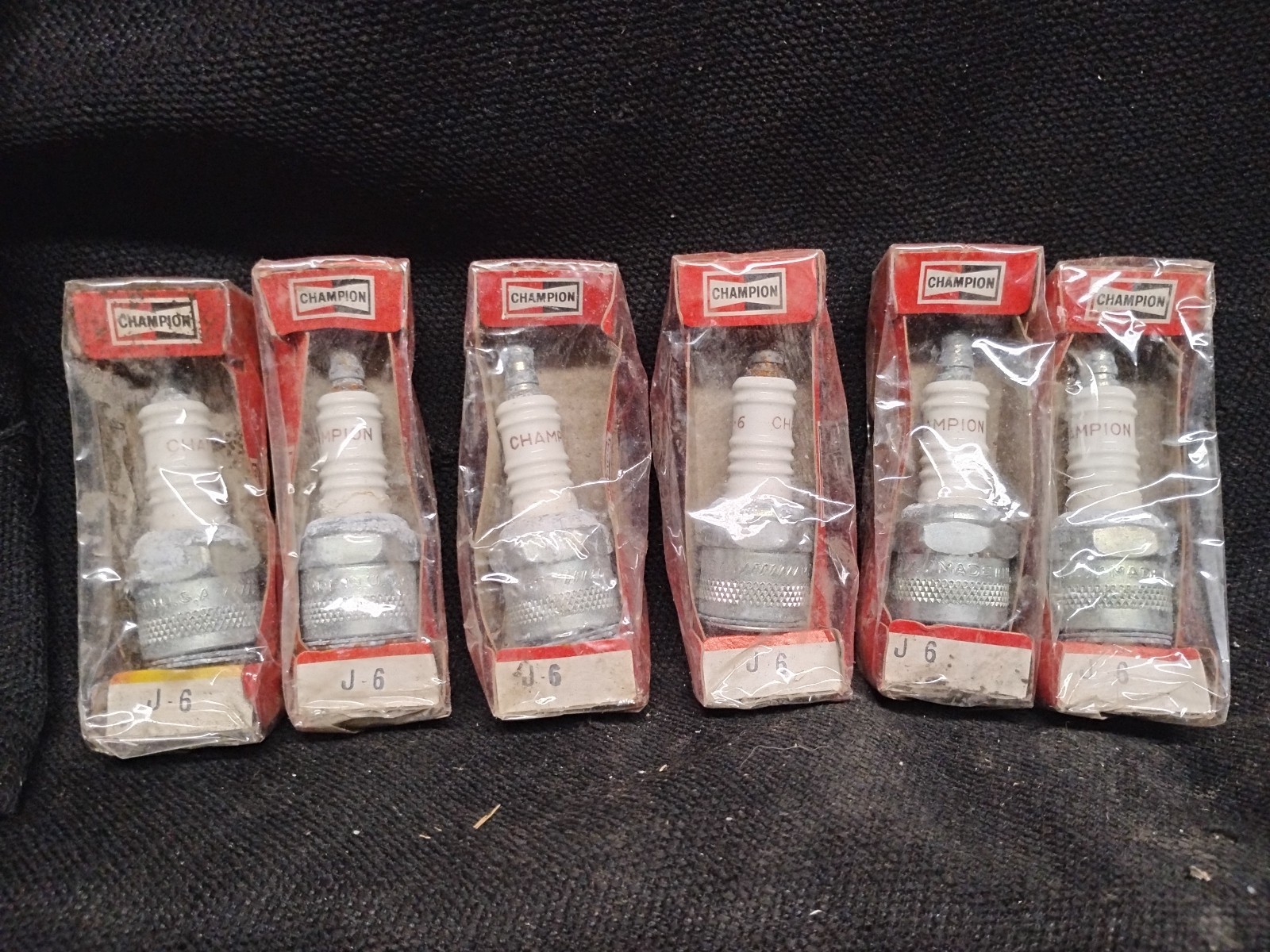 Champion J-6 Spark Plugs Lot of 6 NOS