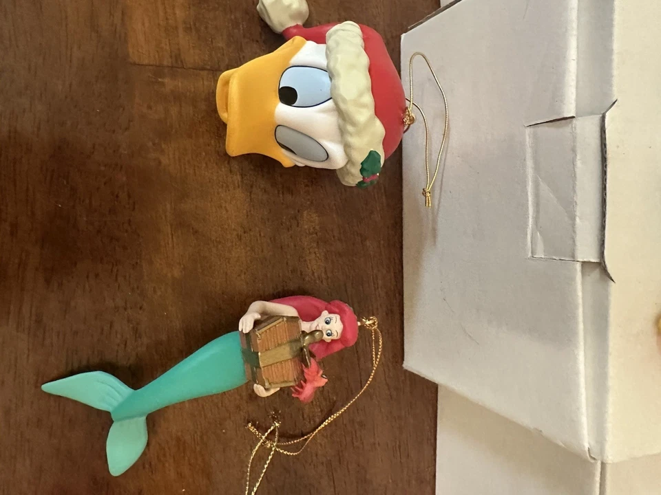 Lote de 12 adornos navideños Grolier Disney Tinker Bell, Peter Pan y más Foto 3 de 4