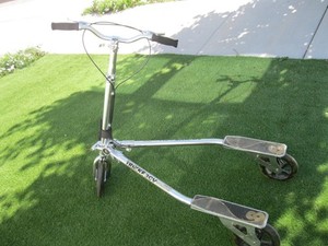 TRIKKE T8 3CV 3 WHEEL ADULT WHEEL CARVING FOLDABLE SCOOTER