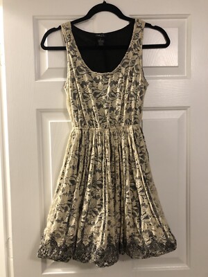 Womens Rue 21 Floral Lace overlay Short Loose Dress - White / Black. Size Small | eBay Womens Rue 21 Floral Lace overlay Short Loose Dress - White / Black. Size Small | eBay