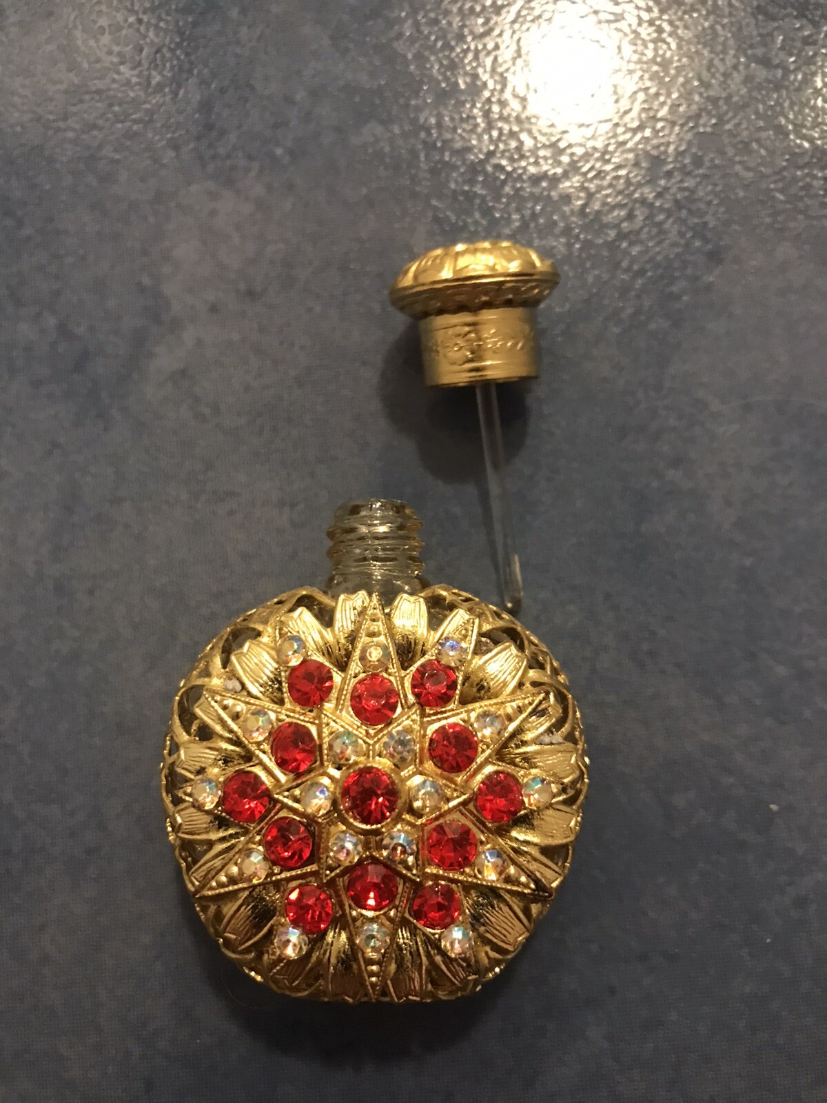 Picture 1 of 4