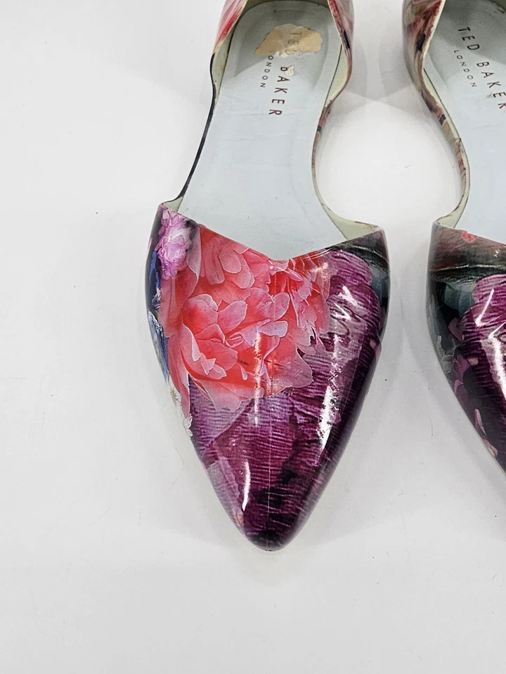 Zapatos planos Ted Baker para mujer Rikyu Dorsay sin cordones florales punta en punta 7,5 múltiples Foto 3 de 4