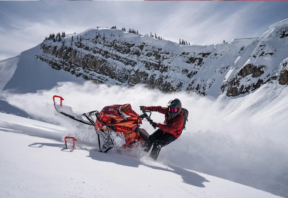 Casco de moto de nieve de carbono KLIM F3 ECE Foto 3 de 4