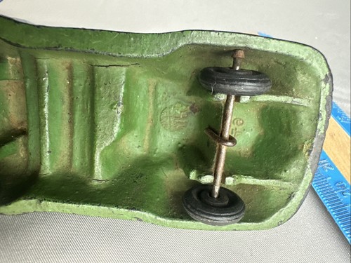 Vintage Arcor ? Green Couple Car Hard Plastic Large Made in USA 1930s Bin35 - Picture 7 of 9
