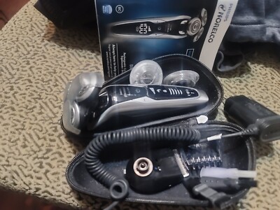 Philips Norelco 9000 Series 9800 Wet / Dry Rechargeable Shaver