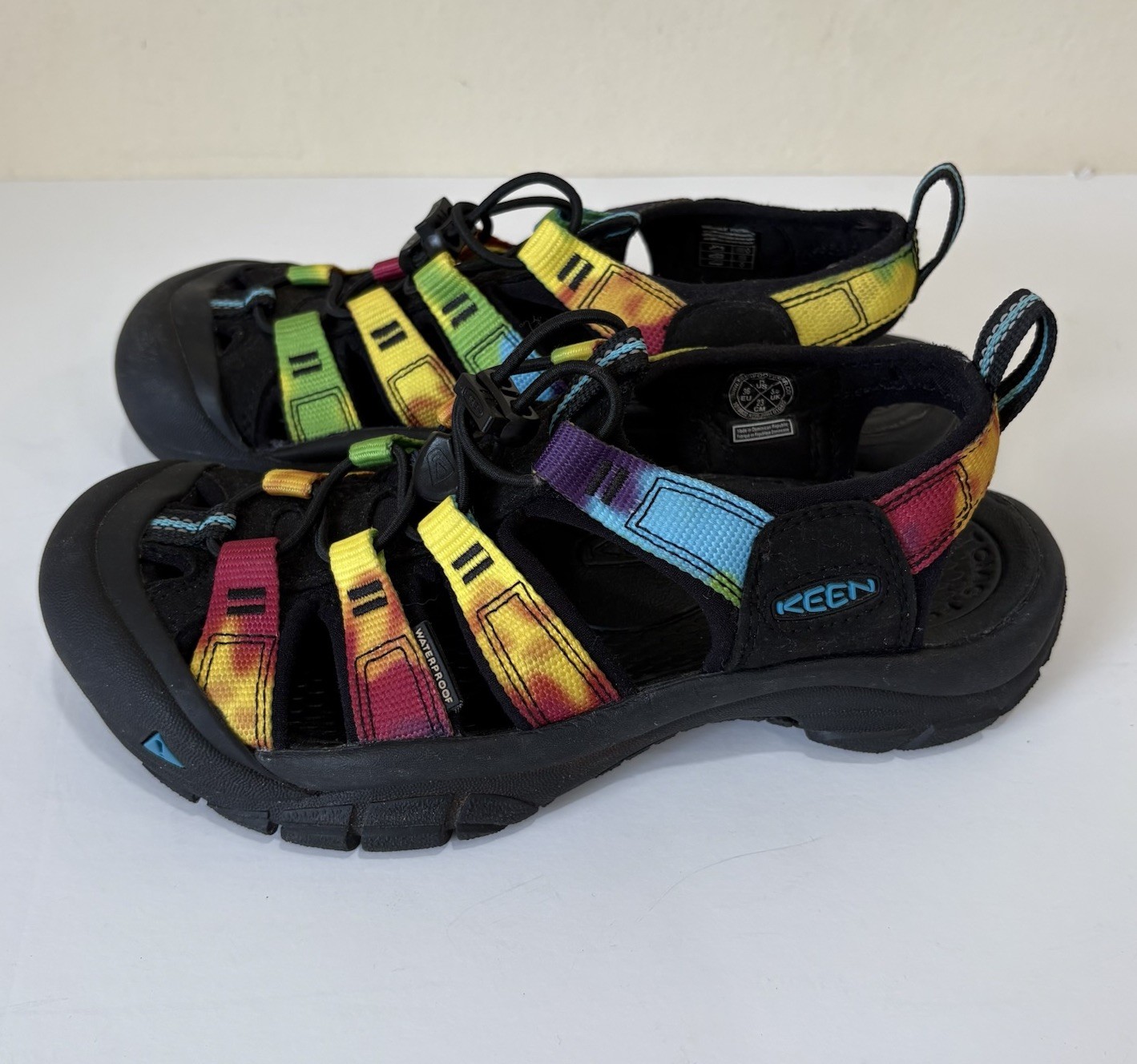 Sandali donna Keen Newport tie dye arcobaleno neri sportivi elasticizzati slingback taglia 6