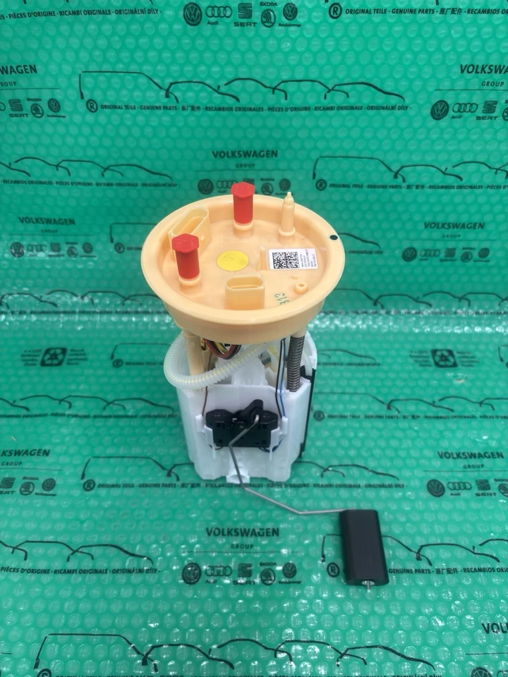 New Genuine VW Crafter Fuel Delivery Unit 2N0919050D 2017+ - Image 3 of 4