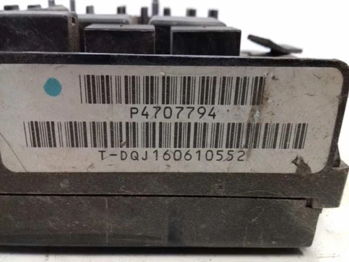 P4707794 Porta Fusibili per CHRYSLER VOYAGER GS 2.5 TD Family 2522153 - Foto 3 di 3
