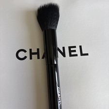 CHANEL Les Pinceaux De Chanel Foundation Blending Brush