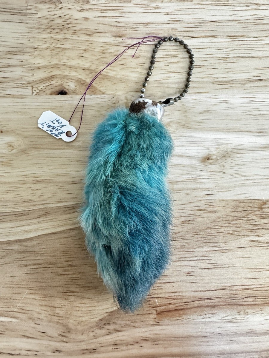 Vintage 3” 1960s LUCKY CHARM USA Real RABBIT'S FOOT keychain Light