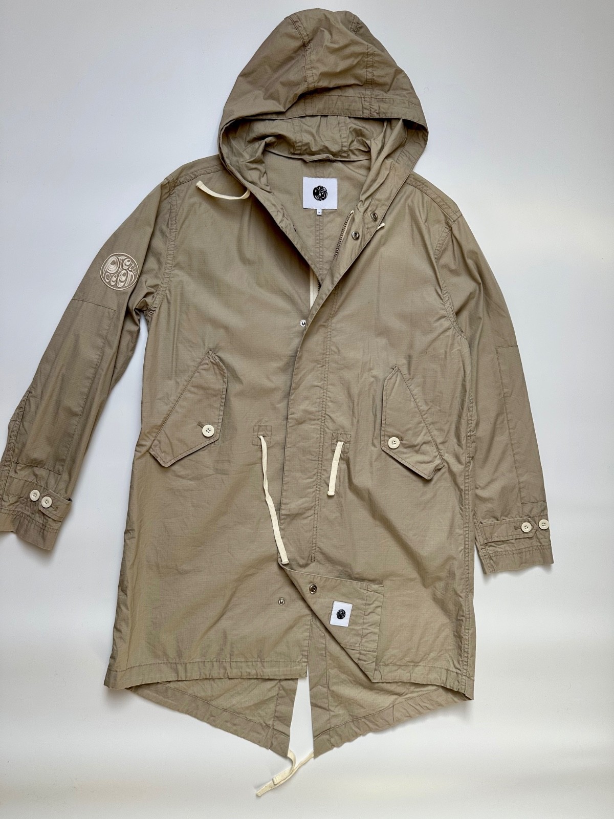 Men&rsquo;s Size M &ndash; Excellent Condition