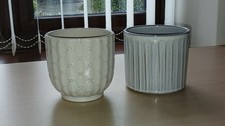 2x Neutral coloured Plant Pots