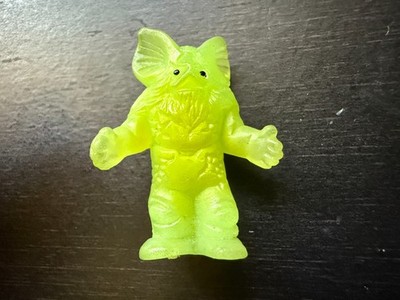VINTAGE Alien Icarus Ultraman Kaiju Keshi Sofubi (Glow-in-the-Dark) Mini Figure