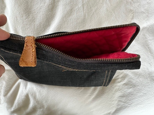 Tablet Case / Tote, LEVIS 12"x9” denim & red quilted interior - Picture 6 of 8