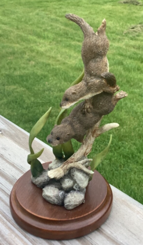 Picture 1 of 8