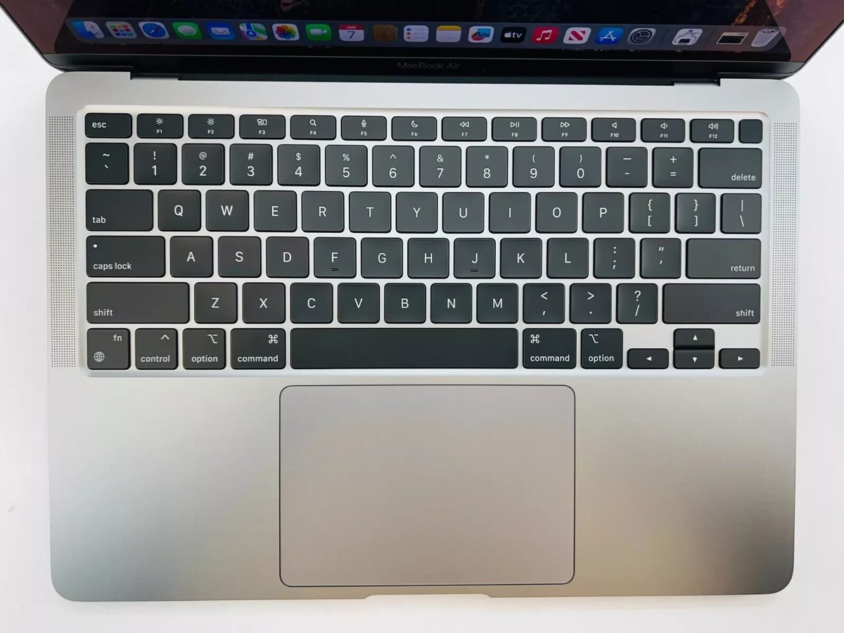Apple 2020 MacBook Air M1 3.2GHz (7-Core GPU) 16GB RAM 256GB