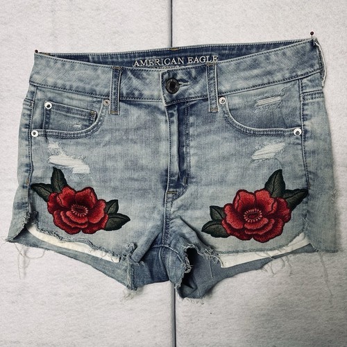 American Eagle Damen Blumen bestickt 8 Jeansshorts Super Stretch Shortie