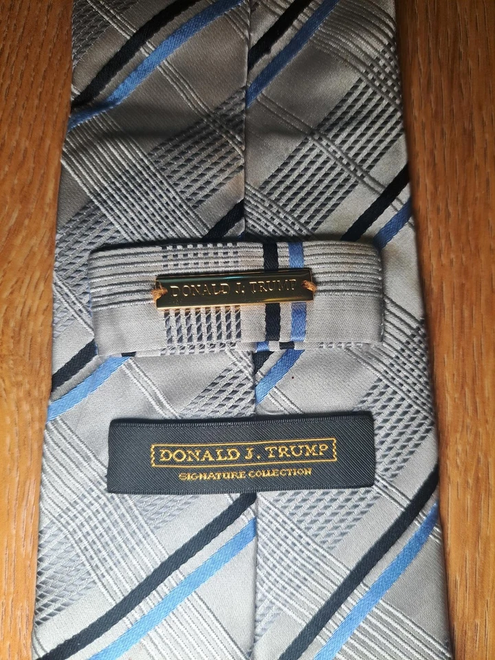 Donald Trump 签名系列 领带格子灰色蓝色丝绸 — 第 2/4 张图片