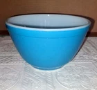 Vintage Pyrex #401  Blue 1.5 Pint Small Nesting Mixing Bowl