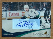 2011-12 CODY HODGSON PINNACLE AUTOGRAPH ROOKIE CARD #282 VANCOUVER CANUCKS. rookie card picture