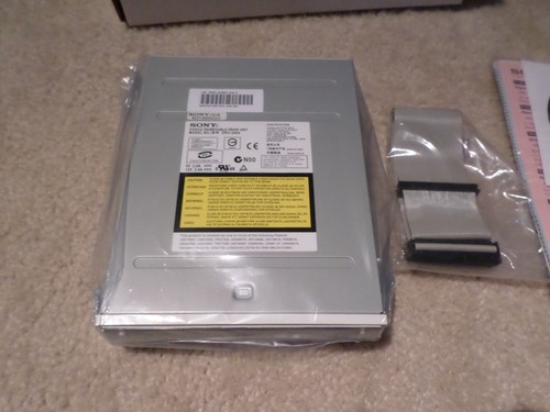 SONY DRU540A Internal DVD+R/RW & DVD-R/RW Recorder - Picture 2 of 4