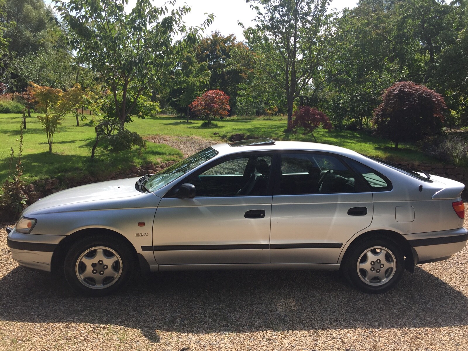 Image 5 - Toyota Carina E CDX