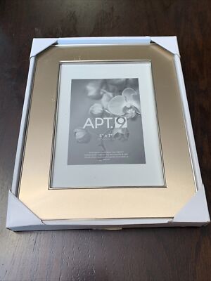 Apt 9 Picture Frame 5 x7  Silvery Gold New In Box Minor Scratches Fast Shipping