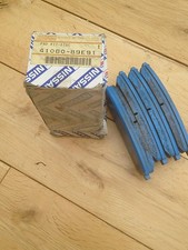 Nissan Maxima J30,front brake pads,new genuine parts.41060-89E91.