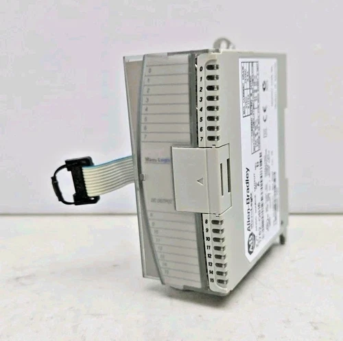 Allen Bradley 1762-OB16 MicroLogix 16pt Output Module 24V Ser A Rev B