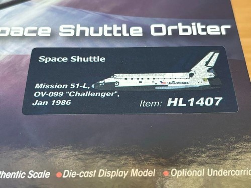 Hobby Master HL1407 1:200 Space Shuttle Orbiter "Challenger" Diecast model - Picture 7 of 11