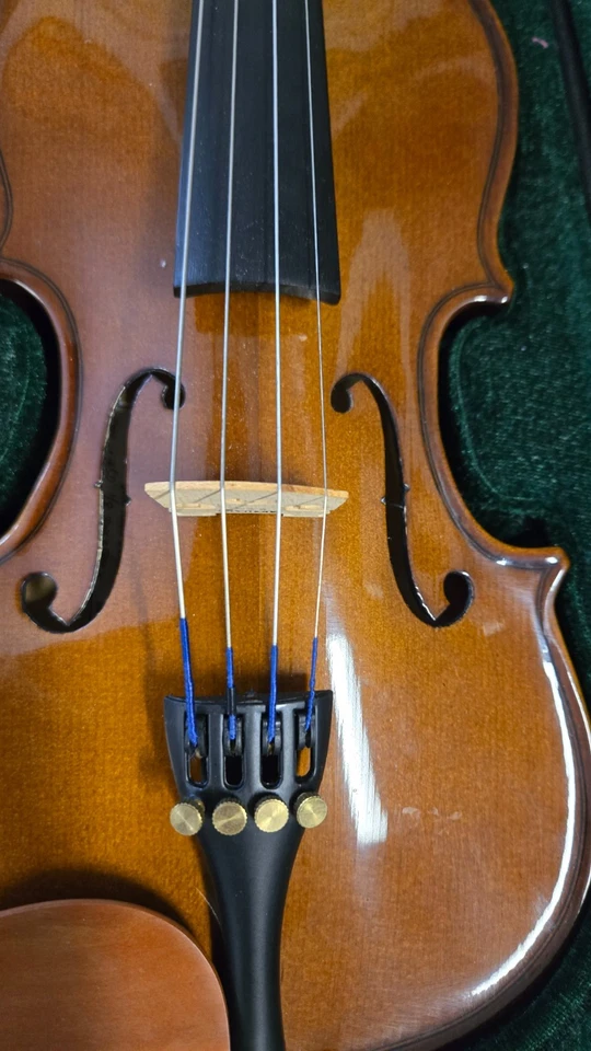 Cremona SV-150 Premier Student Violin Outfit - 1/8 Size - Image 3 of 4