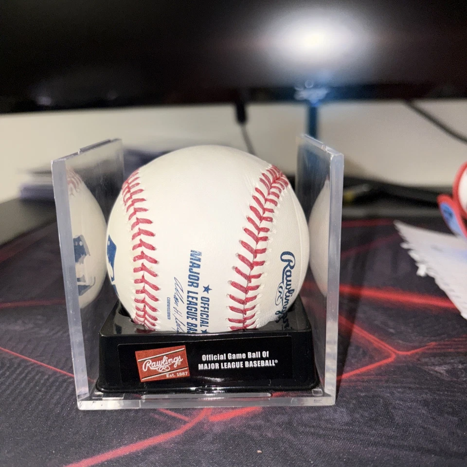 Béisbol firmado autografiado por Joey Votto con estuche Cincinnati Reds Foto 2 de 2