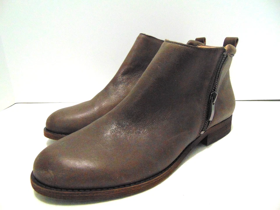 Botas de cuero Franco Sarto para mujer 8 marrón cuero de vaca cremallera lateral tobillo botas sin cordones Foto 2 de 4
