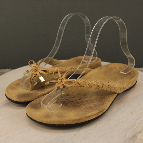 Sandalia Tanga Vionic Bella Mujer 7.5 Tostada Cuña Chanclas Arco Playa Cuero - Imagen 4 de 11