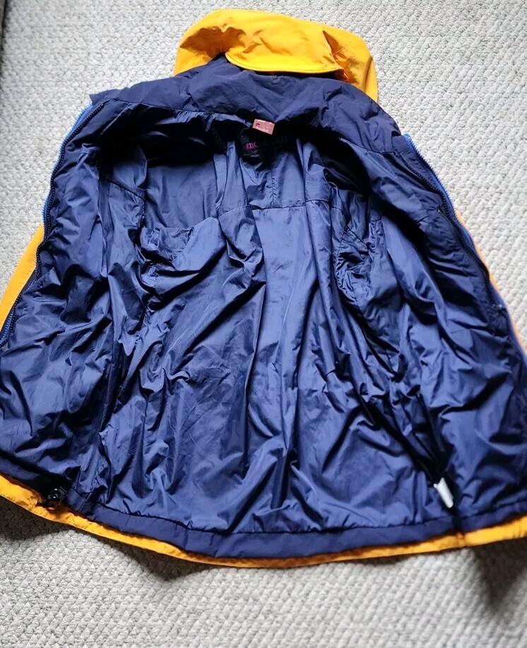 Vintage Mont-bell Hooded Shell Jacket Coat Nylon Full Zip Yellow