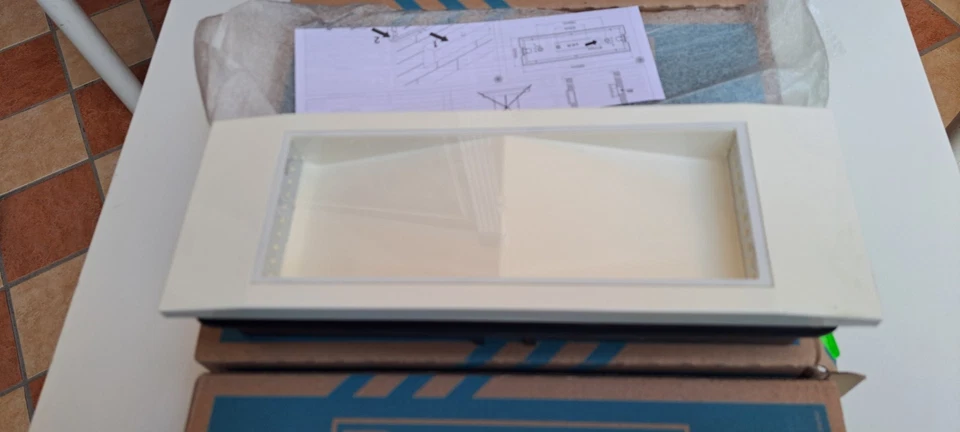 Lampade Led Emergenza Beghelli 11W 8ORE da incasso o esterno Stile 14 led - Immagine 2 di 4