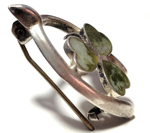 *VINTAGE *SASANA* STERLING SILVER VICTORIAN CLOVER JADE WISHBONE PIN #WA479 - Picture 2 of 5