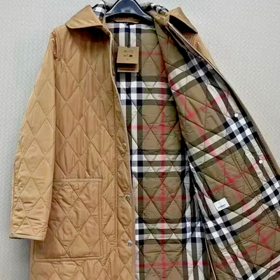 BURBERRY ジャケット NWT BURBERRY PARKGATE BEIGE CAMEL HOODED QUILTED DIMOND LONG