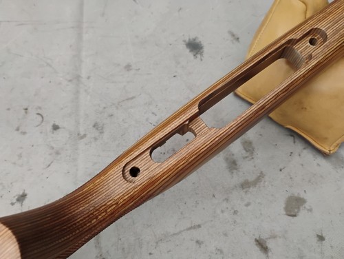 Q: Remington 700 Long Action Magnum Right Hand Satin Laminate BDL Stock NICE - Picture 6 of 16