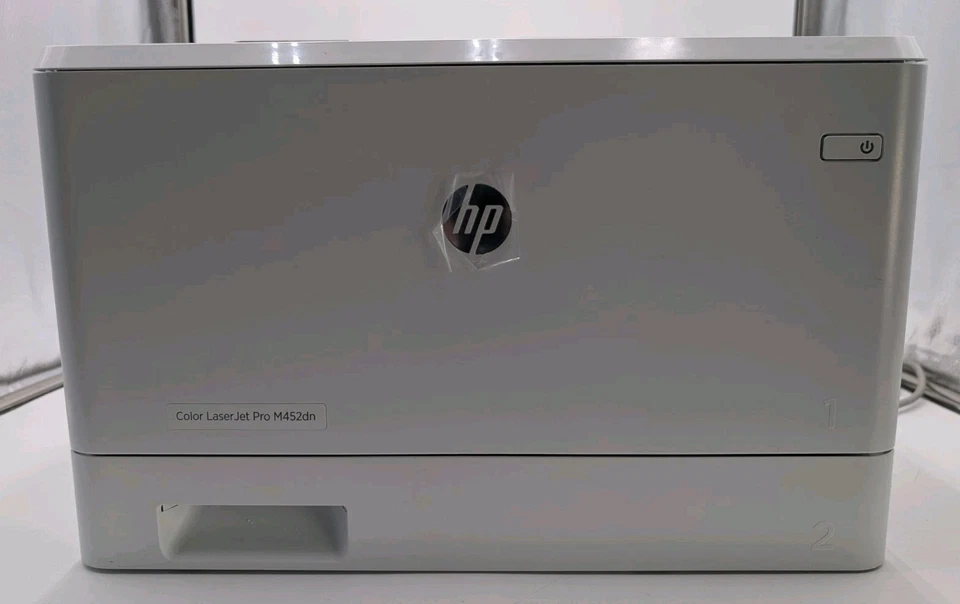 Impresora láser de red dúplex HP Color LaserJet Pro M452dn Foto 3 de 4
