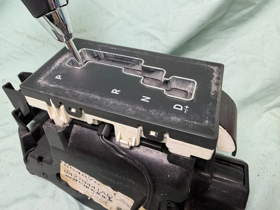 2005-2007 Chrysler 300 Dodge Charger Magnum Automatic Trans Floor Gear Shifter - Image 2 of 4