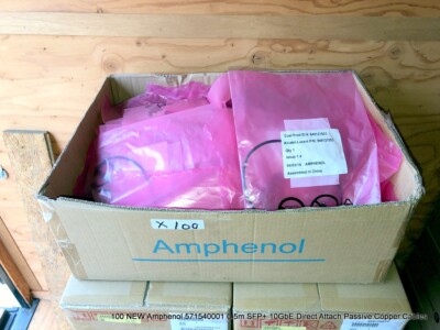 100 NEW Amphenol 571540001 0.5m SFP+ 10GbE Direct Attach Passive Copper Cables
