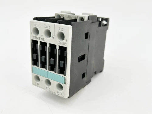 New Siemens 3RT1025-1AC20 AC Power Contactor 500V 17A 3P 24Vac Coil Size S0