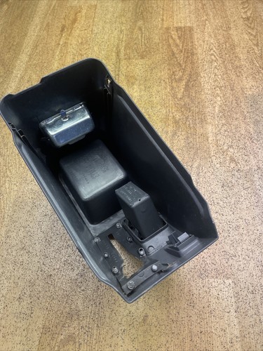 diahatsu four track Rocky Handbrake Box Cover - Picture 6 of 6